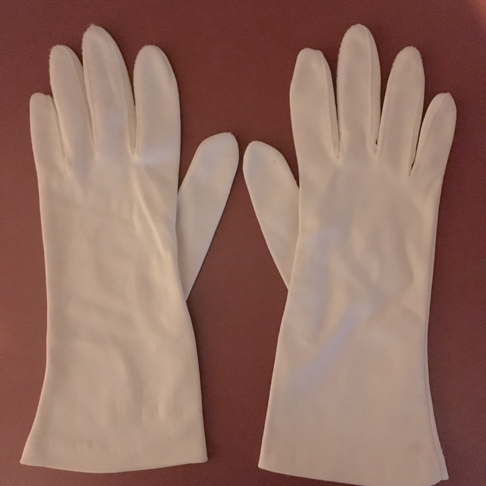 Dress gloves